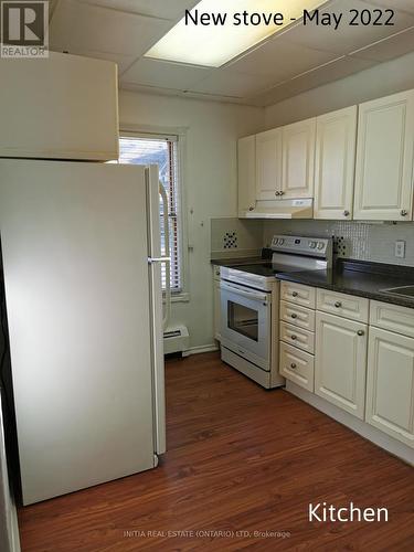 4 Klauck Street, Fort Erie, ON - Indoor Photo Showing Kitchen