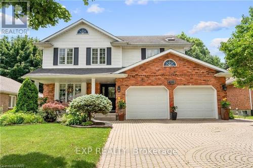 6108 Mountainside Street, Niagara Falls, ON - Outdoor With Deck Patio Veranda With Facade