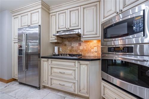 243 Wilson Street W, Ancaster, ON - Indoor Photo Showing Kitchen With Upgraded Kitchen