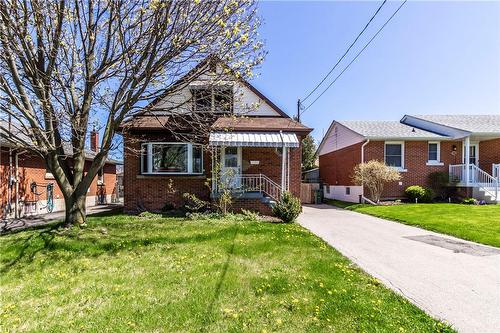 317 East 15Th Street, Hamilton, ON - Outdoor With Facade