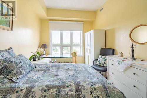 Ph-402 - 5317 Upper Middle Road, Burlington (Orchard), ON - Indoor Photo Showing Bedroom