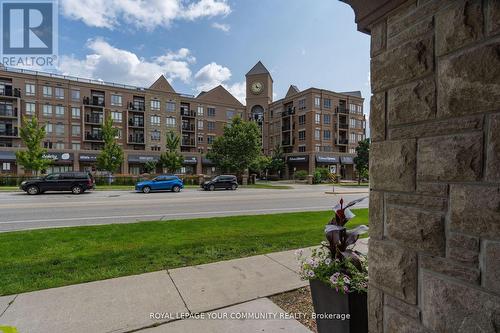 Ph-402 - 5317 Upper Middle Road, Burlington (Orchard), ON - Outdoor With Balcony With Facade