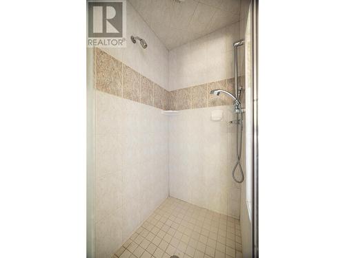 245 Kalamalka Lakeview Drive Unit# 14, Vernon, BC - Indoor Photo Showing Bathroom