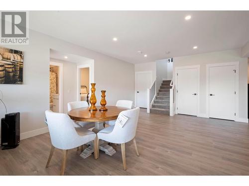 3639 Riviera Drive, Kelowna, BC - Indoor Photo Showing Dining Room