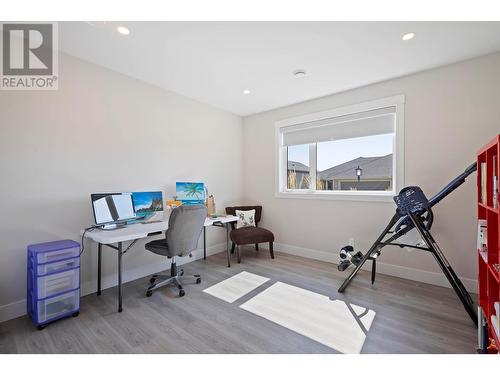 3639 Riviera Drive, Kelowna, BC - Indoor Photo Showing Office