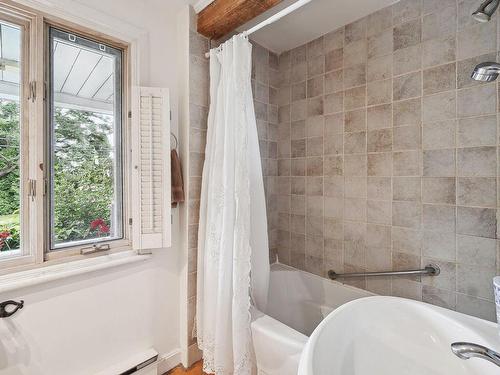 Bathroom - 20237 Ch. Lakeshore, Baie-D'Urfé, QC - Indoor Photo Showing Bathroom