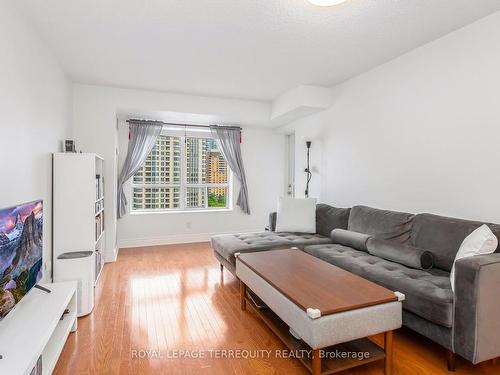 1408-8 Mckee Ave, Toronto, ON - Indoor Photo Showing Living Room