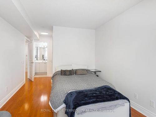 1408-8 Mckee Ave, Toronto, ON - Indoor Photo Showing Bedroom