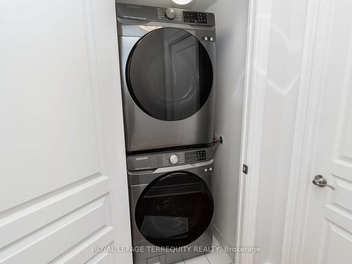 1408-8 Mckee Ave, Toronto, ON - Indoor Photo Showing Laundry Room