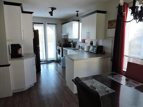 Kitchen - 759 168E Rue, Saint-Georges, QC - Indoor Photo Showing Kitchen