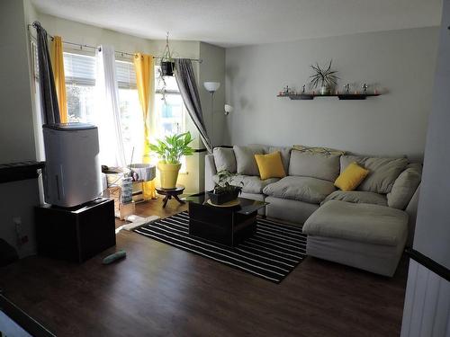 Living room - 759 168E Rue, Saint-Georges, QC - Indoor Photo Showing Living Room