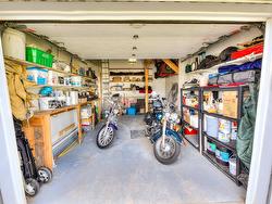 Garage - 