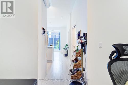 201 - 225 Sumach Street, Toronto (Regent Park), ON - Indoor Photo Showing Other Room