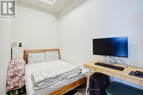 201 - 225 Sumach Street, Toronto (Regent Park), ON - Indoor Photo Showing Bedroom