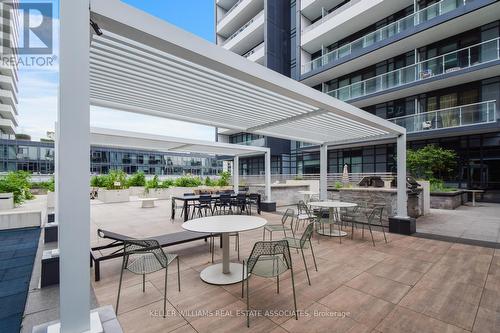 201 - 225 Sumach Street, Toronto (Regent Park), ON - Outdoor