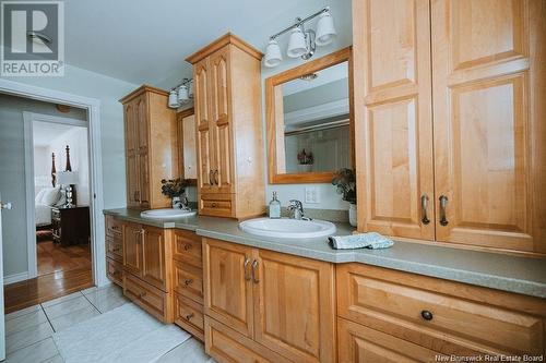 41 Kinney Road, Jacksonville, NB - Indoor Photo Showing Bathroom