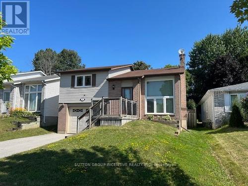 8 Hickling Trail, Barrie, ON 