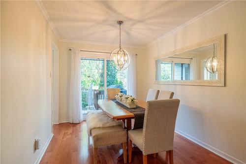 1310 Ester Drive, Burlington, ON - Indoor Photo Showing Dining Room