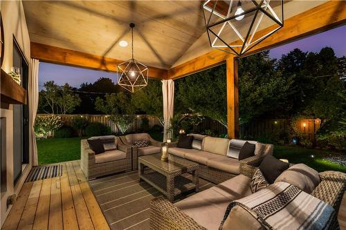 3362 Guildwood Drive, Burlington, ON - Outdoor With Deck Patio Veranda