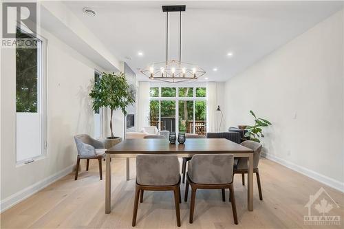 527 Broadhead Avenue, Ottawa, ON - Indoor Photo Showing Dining Room