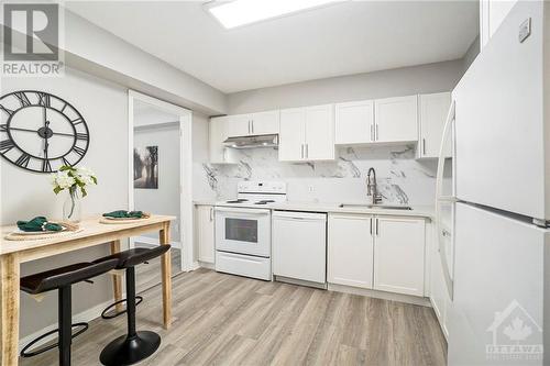 53 San Remo Private, Ottawa, ON - Indoor Photo Showing Kitchen