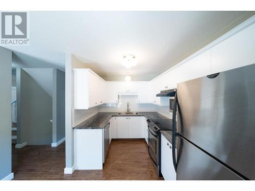 2739 Riffington Place, West Kelowna, BC - Indoor Photo Showing Kitchen