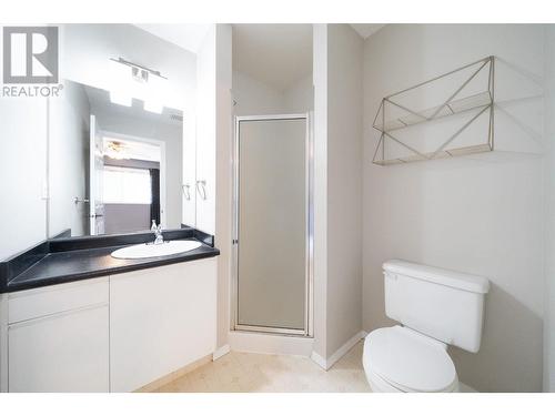 2739 Riffington Place, West Kelowna, BC - Indoor Photo Showing Bathroom