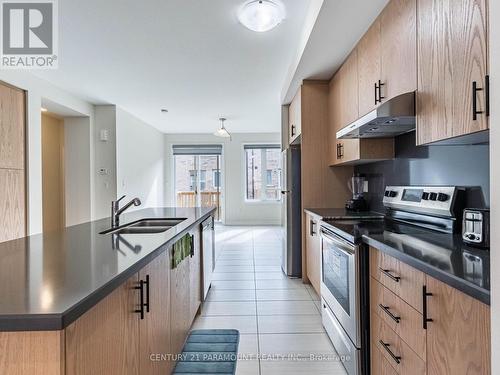 110 Halliford Place, Brampton (Bram East), ON - Indoor Photo Showing Kitchen With Double Sink