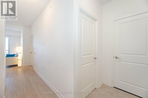 2920 - 8 Nahani Way, Mississauga (Hurontario), ON - Indoor Photo Showing Other Room