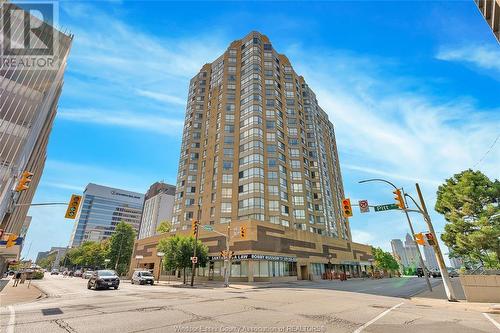 75 Riverside Drive East Unit# 702, Windsor, ON - Outdoor With Facade