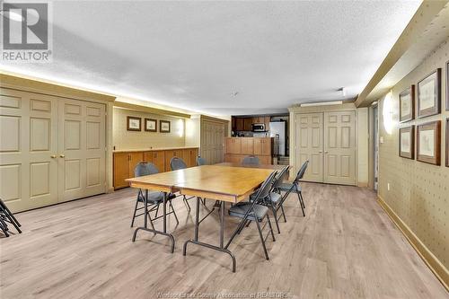 75 Riverside Drive East Unit# 702, Windsor, ON - Indoor Photo Showing Dining Room