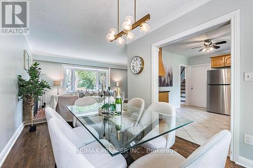 1629 Wembury Road, Mississauga, ON - Indoor Photo Showing Dining Room