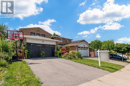 32 Saturn Drive, Brampton (Madoc), ON - Outdoor