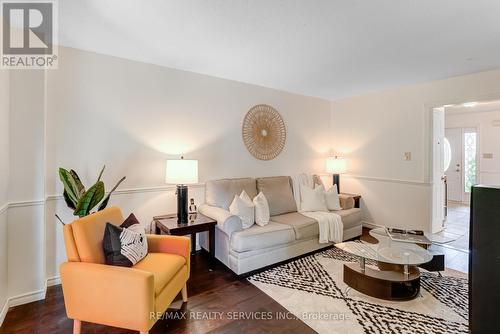 32 Saturn Drive, Brampton (Madoc), ON - Indoor Photo Showing Living Room