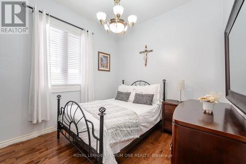 524 Salem Avenue N, Toronto (Dovercourt-Wallace Emerson-Junction), ON - Indoor Photo Showing Bedroom