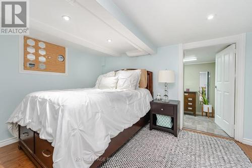 524 Salem Avenue N, Toronto (Dovercourt-Wallace Emerson-Junction), ON - Indoor Photo Showing Bedroom