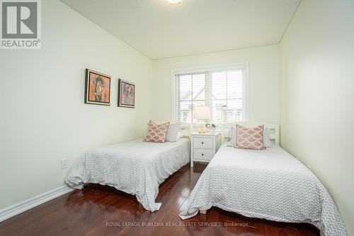 41 - 181 Plains Road W, Burlington (Bayview), ON - Indoor Photo Showing Bedroom