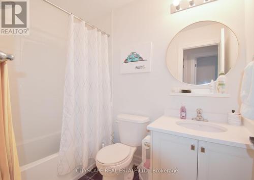 3961 Koenig Road, Burlington (Alton), ON - Indoor Photo Showing Bathroom