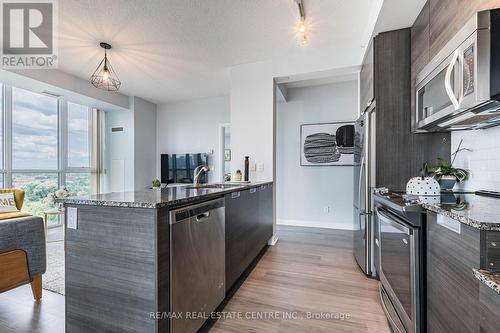 904 - 75 Eglinton Avenue W, Mississauga (Hurontario), ON - Indoor Photo Showing Kitchen