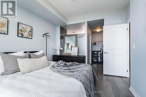 904 - 75 Eglinton Avenue W, Mississauga (Hurontario), ON - Indoor Photo Showing Bedroom