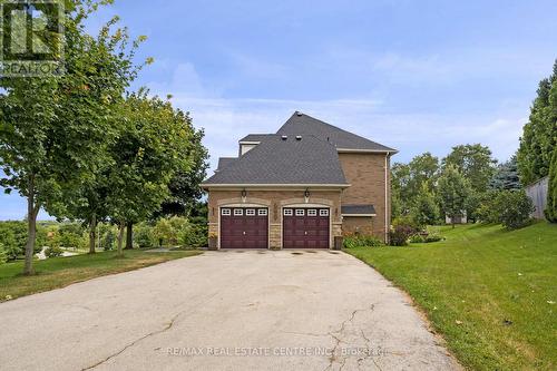 15 Upper Canada Drive, Erin (Hillsburgh), ON - Outdoor