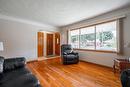 159 West 26Th Street, Hamilton, ON  - Indoor Photo Showing Living Room 