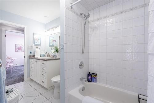 63 Forestgate Drive, Hamilton, ON - Indoor Photo Showing Bathroom