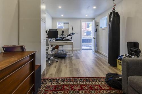 21 Rosemont Avenue, Hamilton, ON - Indoor Photo Showing Other Room