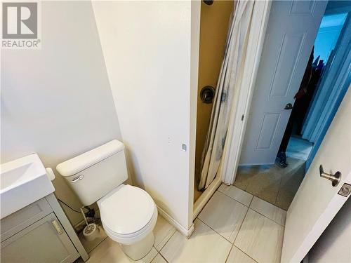 137 Brentwood Drive, Moncton, NB - Indoor Photo Showing Bathroom