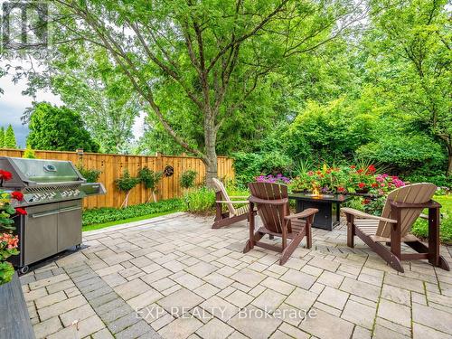 2048 Parklane Crescent, Burlington (Rose), ON - Outdoor