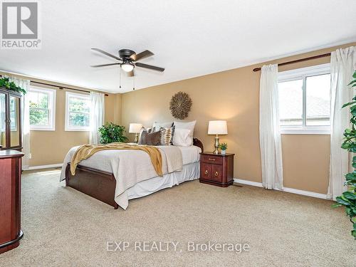 2048 Parklane Crescent, Burlington (Rose), ON - Indoor Photo Showing Bedroom