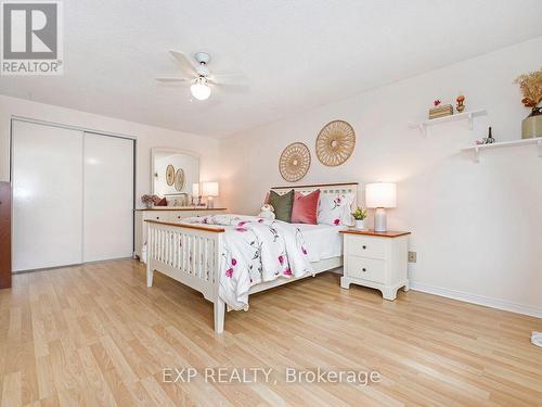 2048 Parklane Crescent, Burlington (Rose), ON - Indoor Photo Showing Bedroom