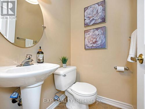 2048 Parklane Crescent, Burlington (Rose), ON - Indoor Photo Showing Bathroom