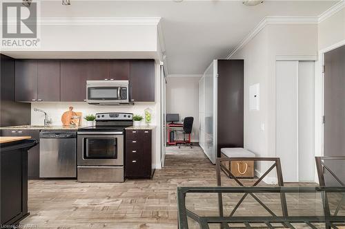 103 The Queensway Unit# 1913, Toronto, ON - Indoor Photo Showing Kitchen